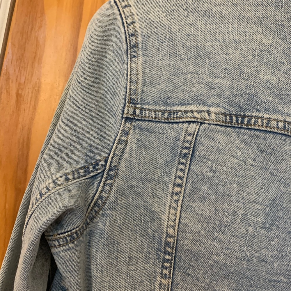 Barely Worn Jean Jacket - image 4